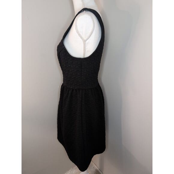 Everly sleeveless holiday black quilted dress sz lg - Picture 2 of 6